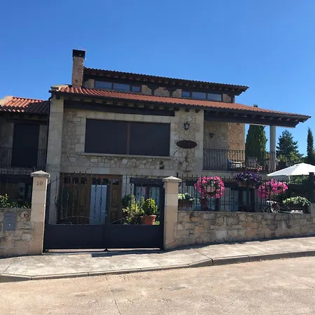 Campoelvalle Holiday home Hacinas
